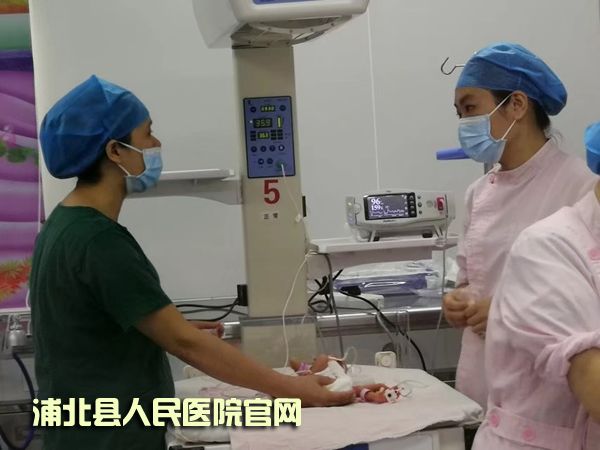我院成功开展新生儿PICC置管术